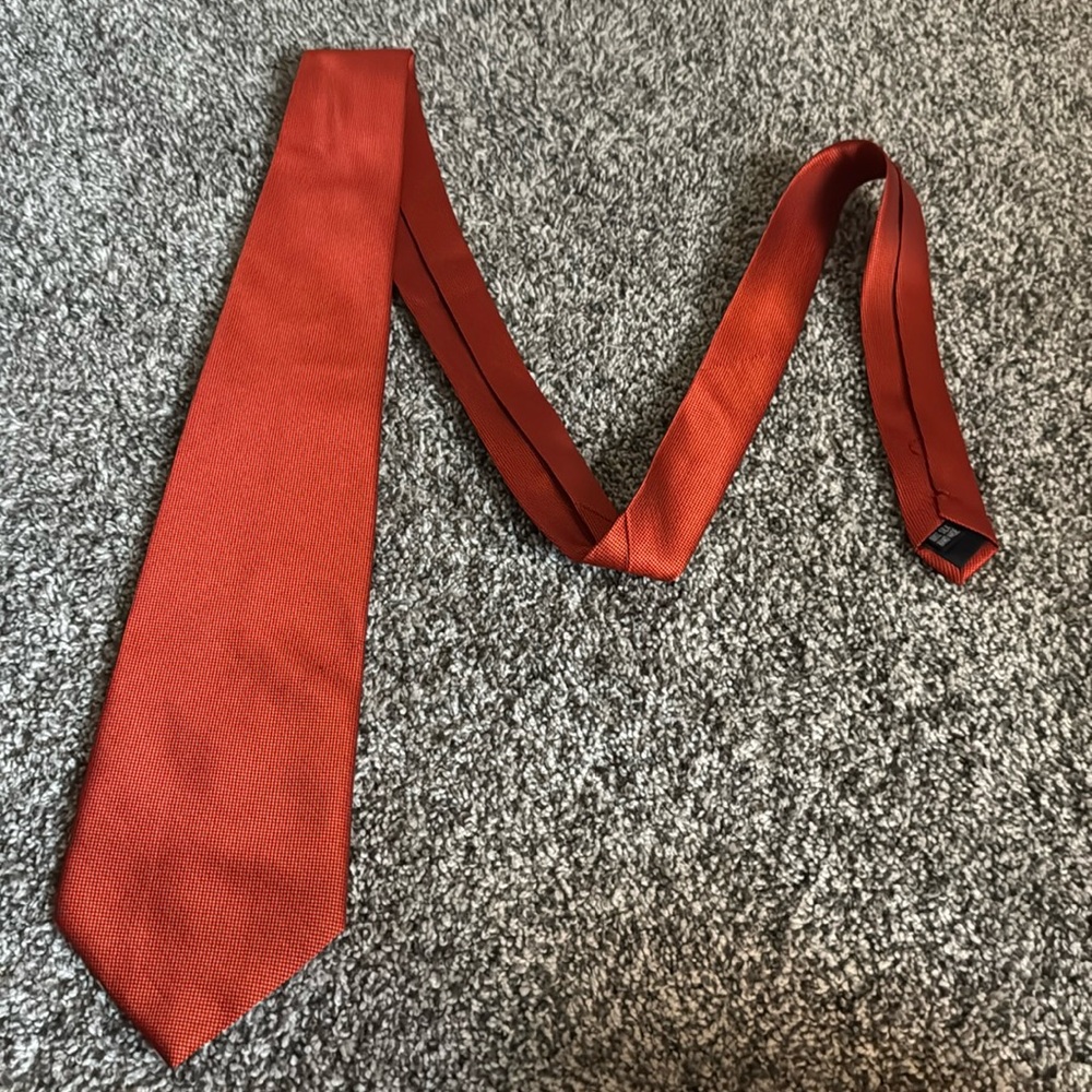 Wellhead Handmade Solid Red Neck Tie 100% Silk